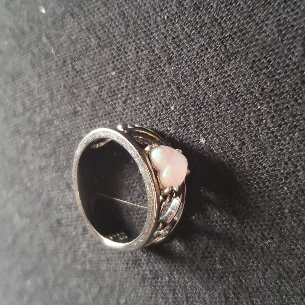 Opal heart ring
